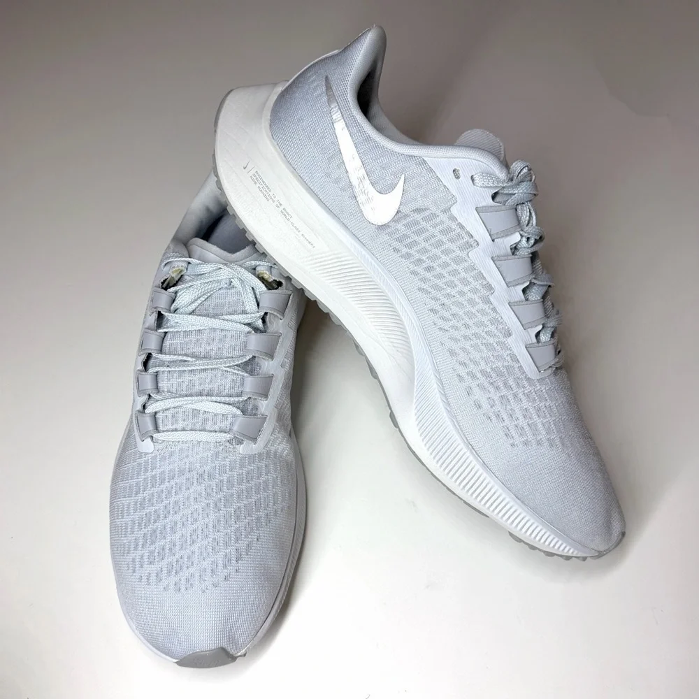 Nike Women’s Air Zoom Pegasus 37 Running Sneakers Gray Size- 11.5